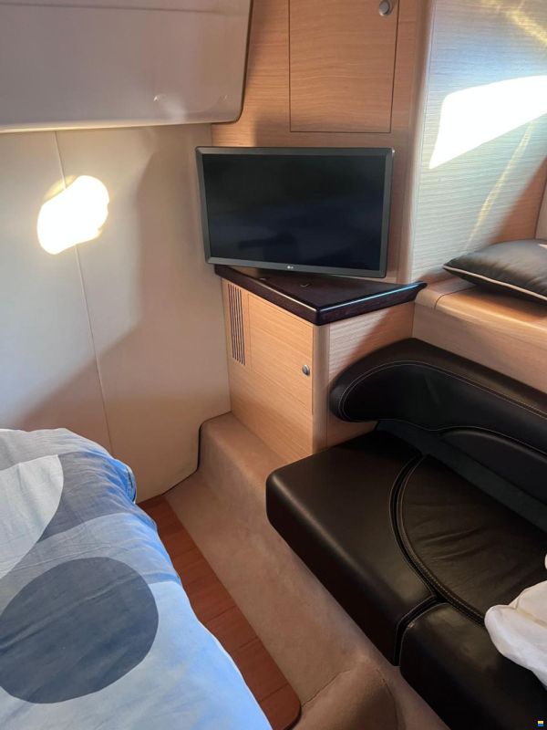 Cranchi Mediterranee 43