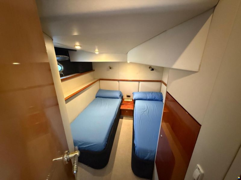 Sunseeker Predator 54