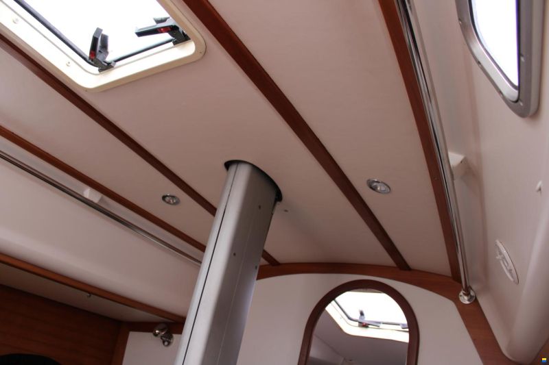 J Boats J109