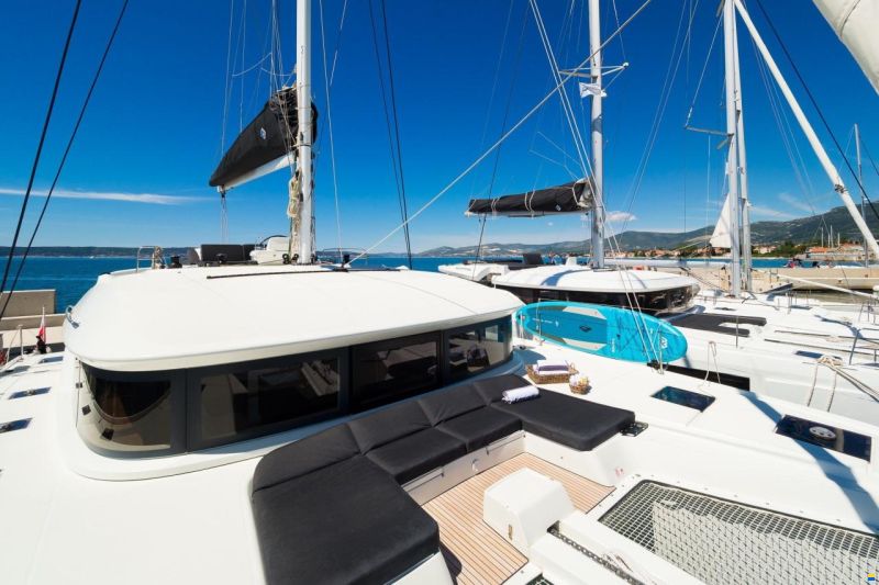 Lagoon 50
