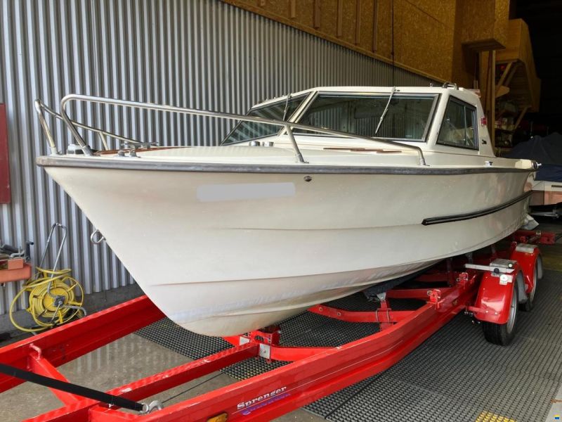 Schweizer Saphir 650