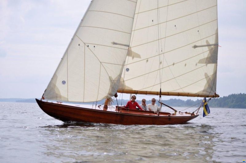 S/Y Sassan – 6 Metre R Yacht