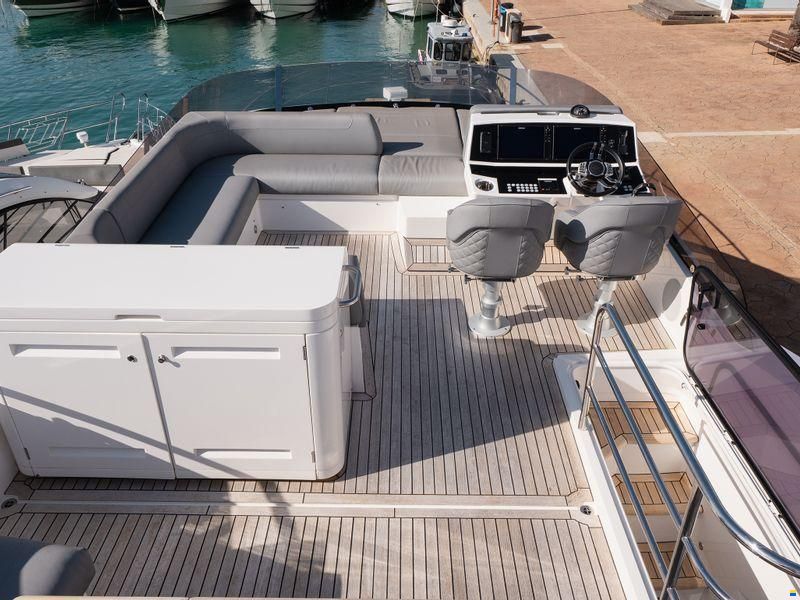 Sunseeker Manhattan 55