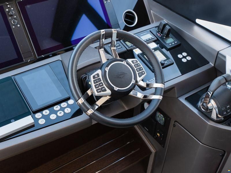 Sunseeker Manhattan 55