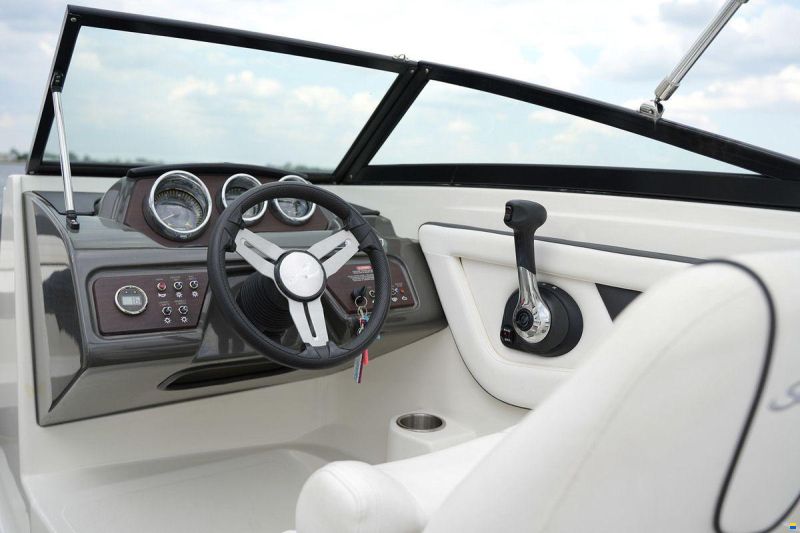 Sea Ray 19 SPX