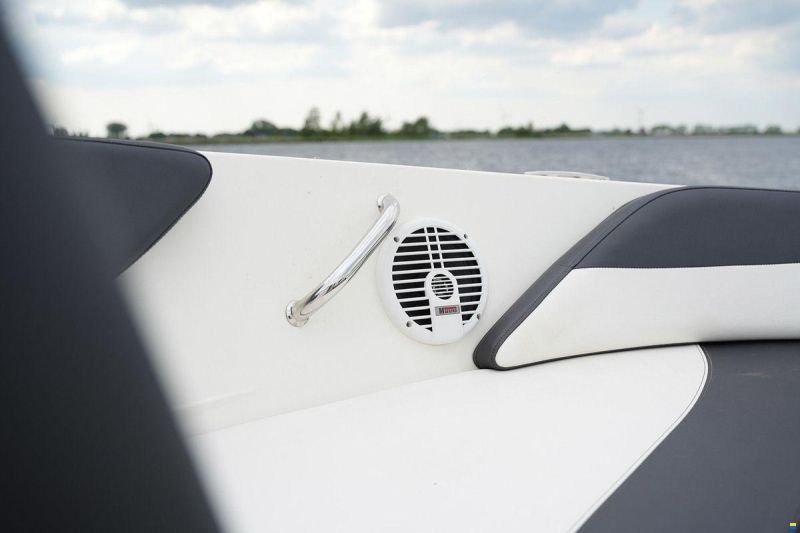 Sea Ray 19 SPX
