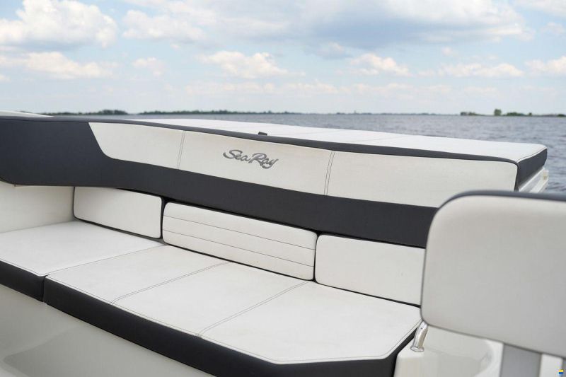 Sea Ray 19 SPX