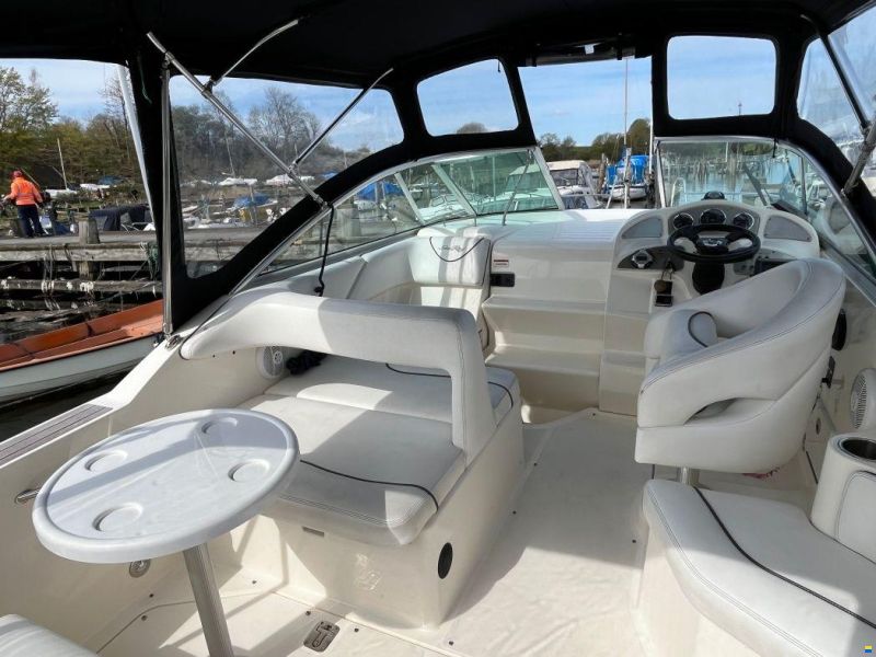 Sea-Ray 255 Sundanser ( Ligger i Roskild