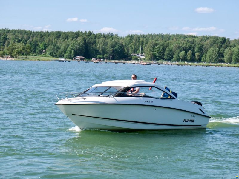 Flipper 670 ST