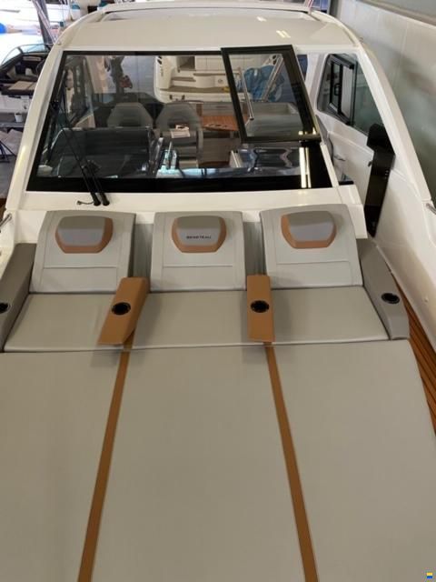 Beneteau Grant Turismo 32