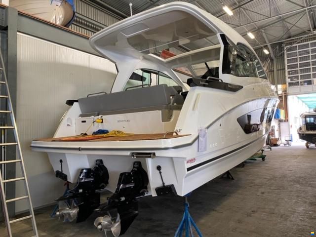 Beneteau Grant Turismo 32