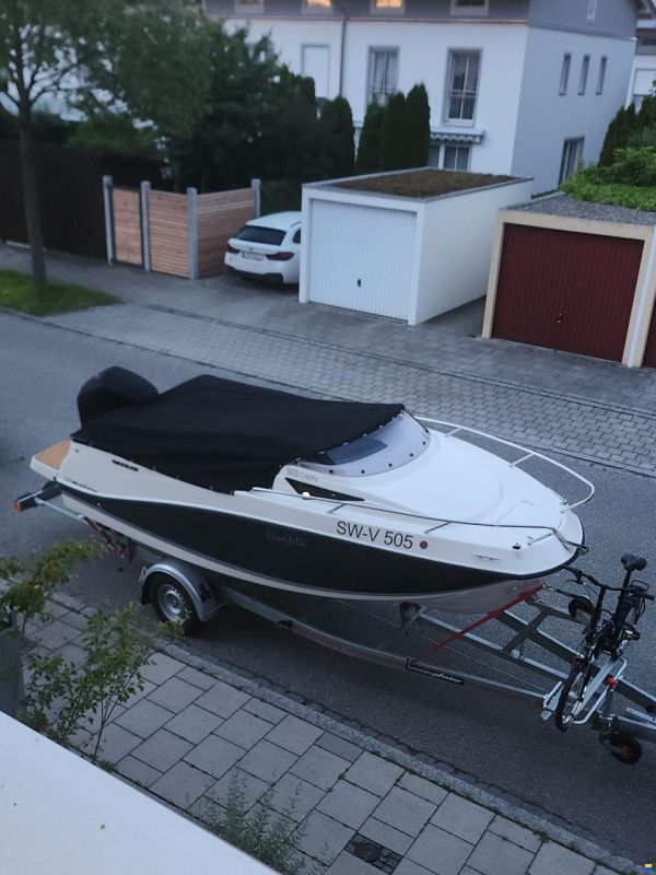 Quicksilver Activ 505 Cabin