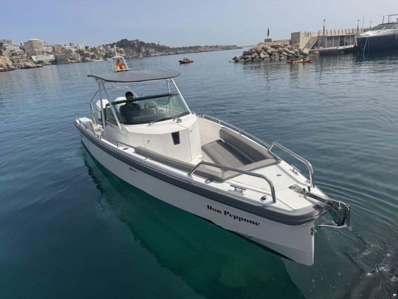 Axopar 28 T-Top