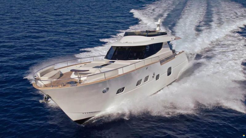 Monachus 70 Fly
