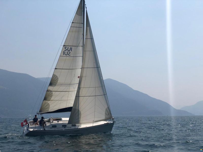 Beneteau First 33.7