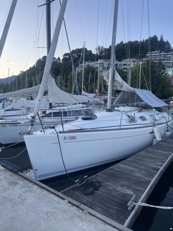 Beneteau First 33.7