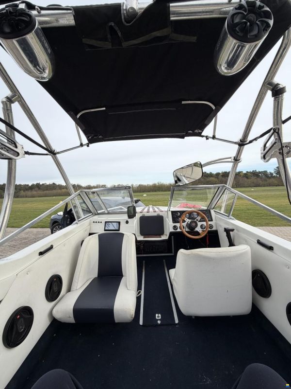 Glastron SSV 175