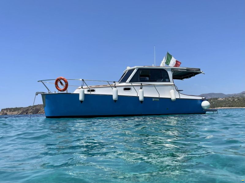 Acar Yat Libert&agrave; 28