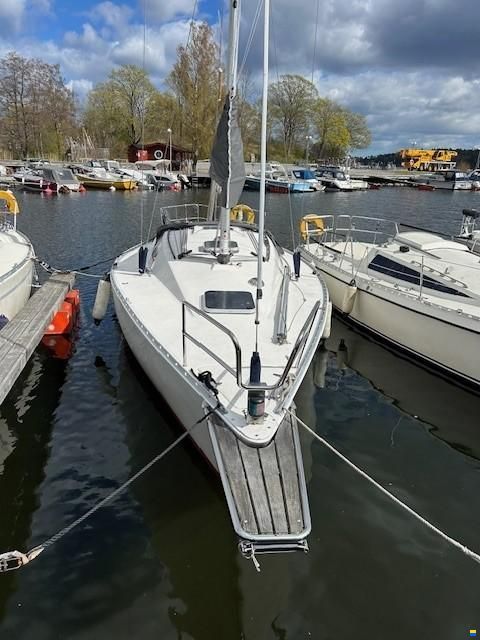 Arcona 32