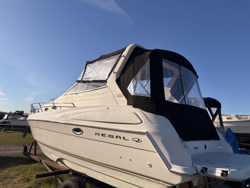 Regal 2760