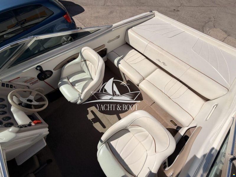 Sea Ray CB 200 Signature