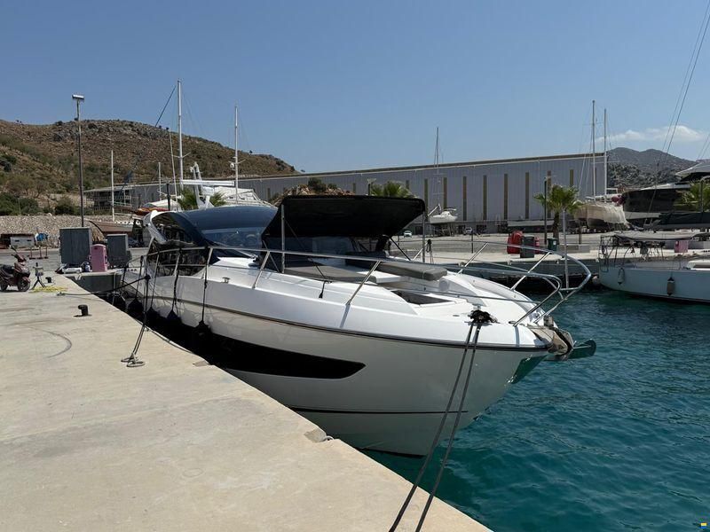 Sunseeker Predator 55 EVO