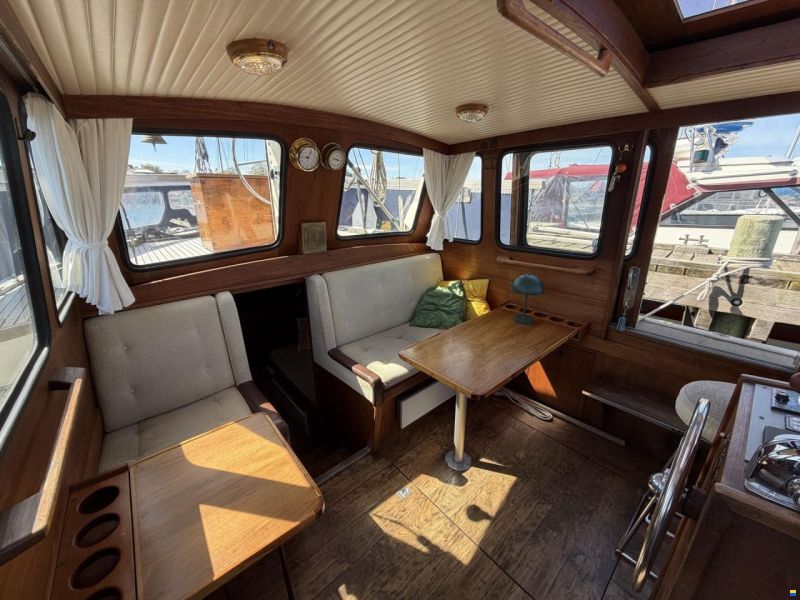Nauticat 33