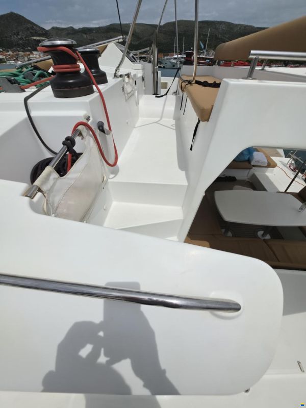 Lagoon 450 F