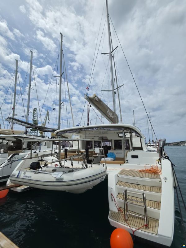 Lagoon 450 F