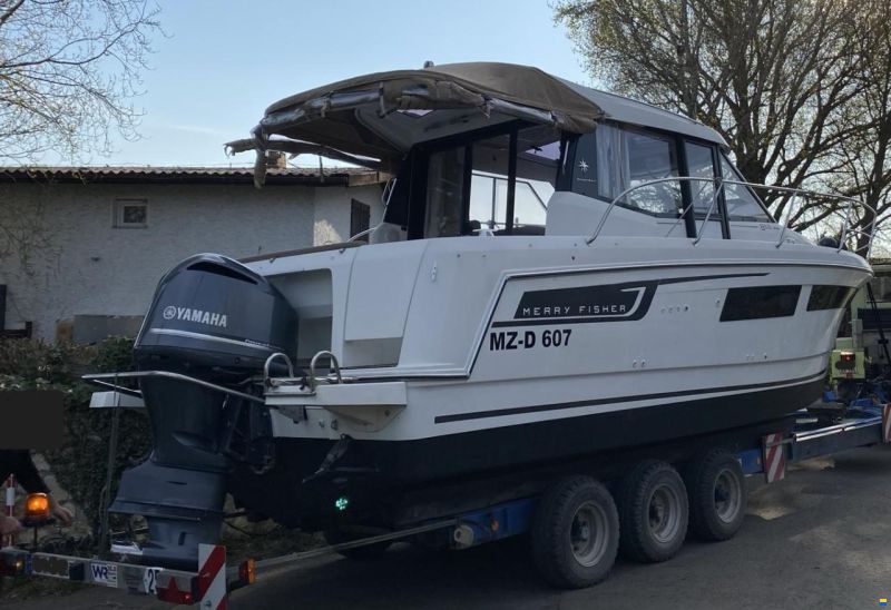 Jeanneau Merry Fisher 855