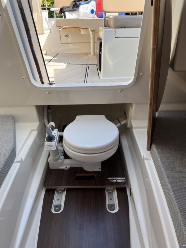 Quicksilver 675 Cruiser