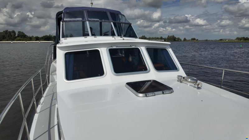 Pedro 35 Skiron