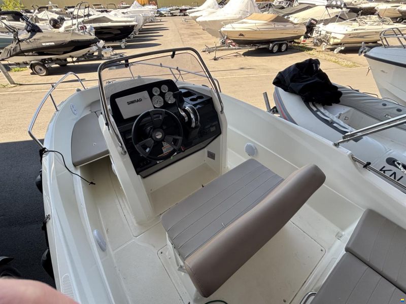Quicksilver Activ 505 Open