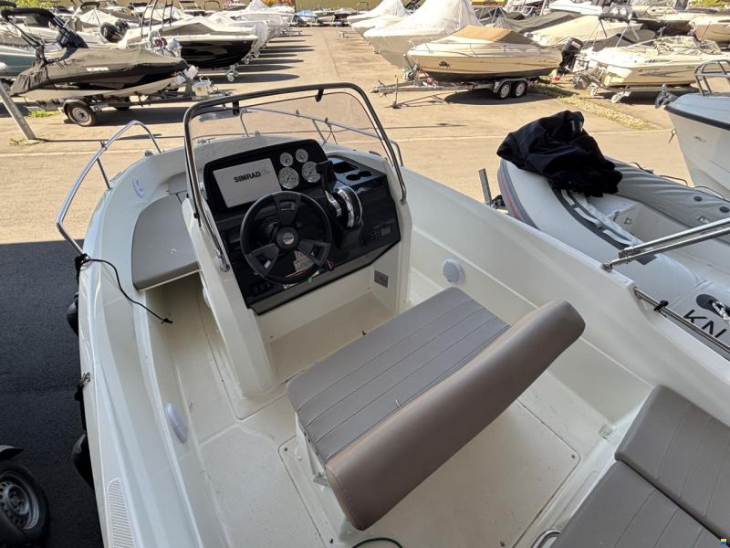 Quicksilver Activ 505 Open