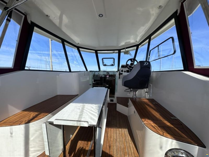 Delphia Escape 1050