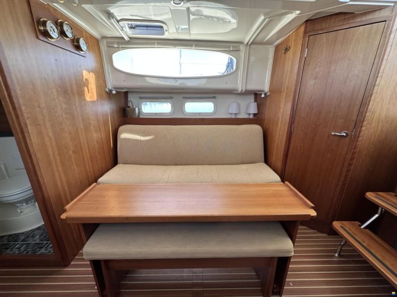 Delphia Escape 1050