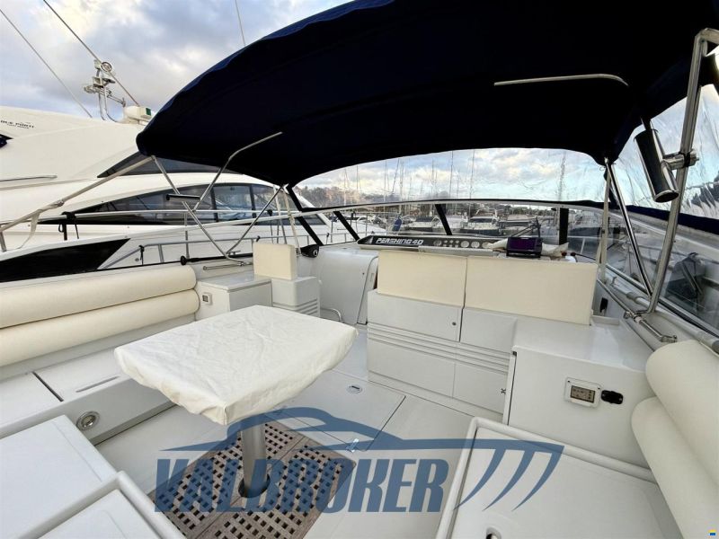 Pershing 40