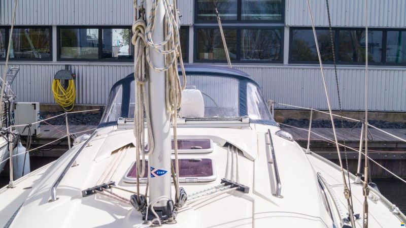 Bavaria 35
