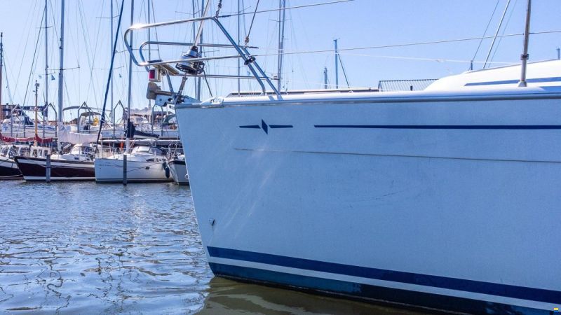 Bavaria 35