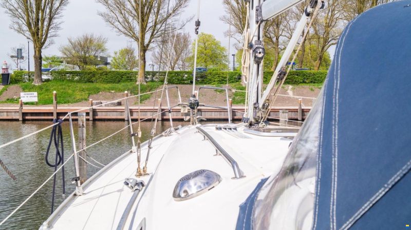 Bavaria 35