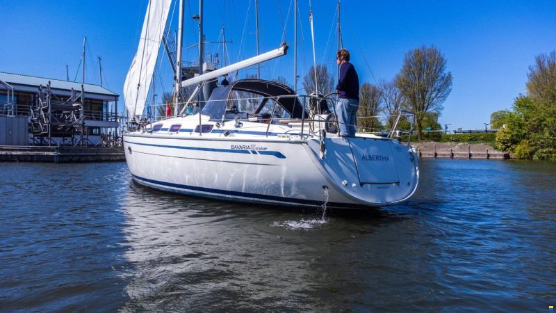 Bavaria 35