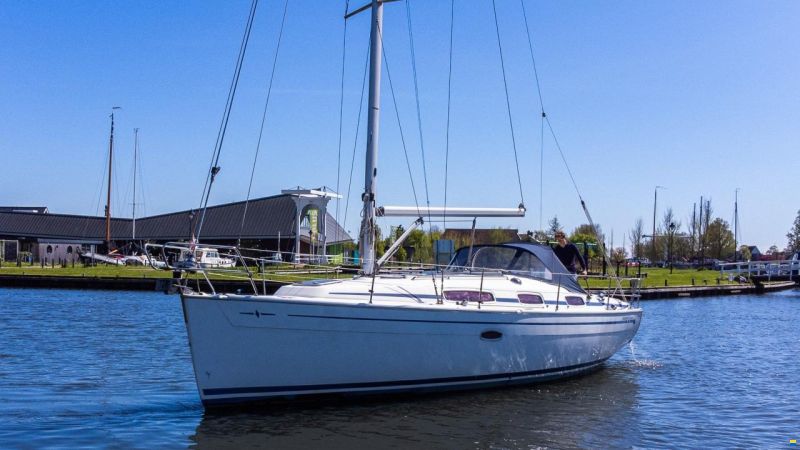 Bavaria 35