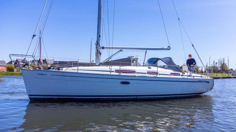 Bavaria 35