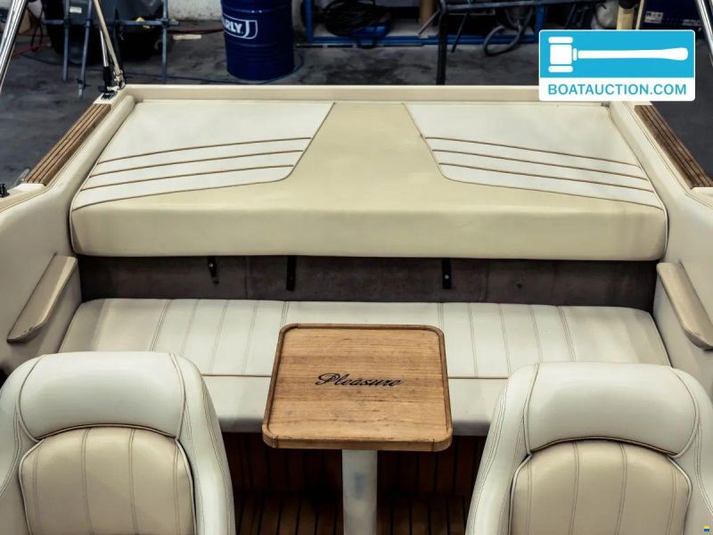 Sea Ray 200 Signature