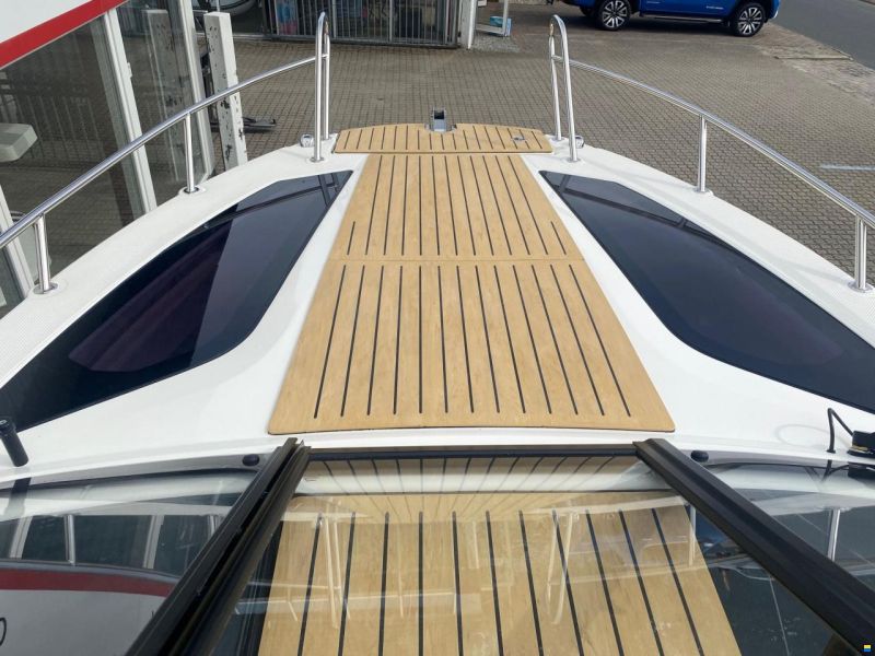 Quicksilver Activ 755 Cruiser med F225 M