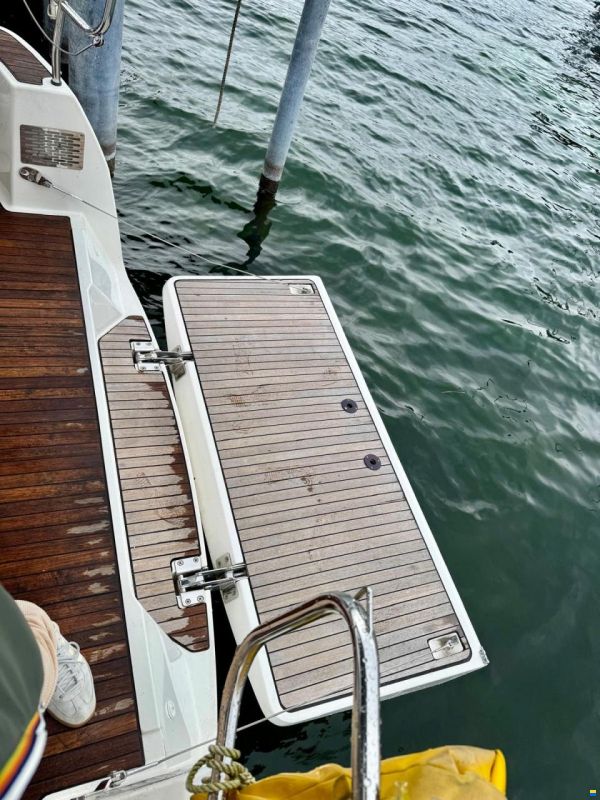 Bavaria 37 CRUISER