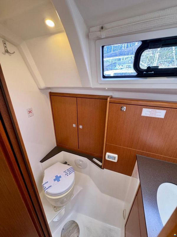 Bavaria 37 CRUISER