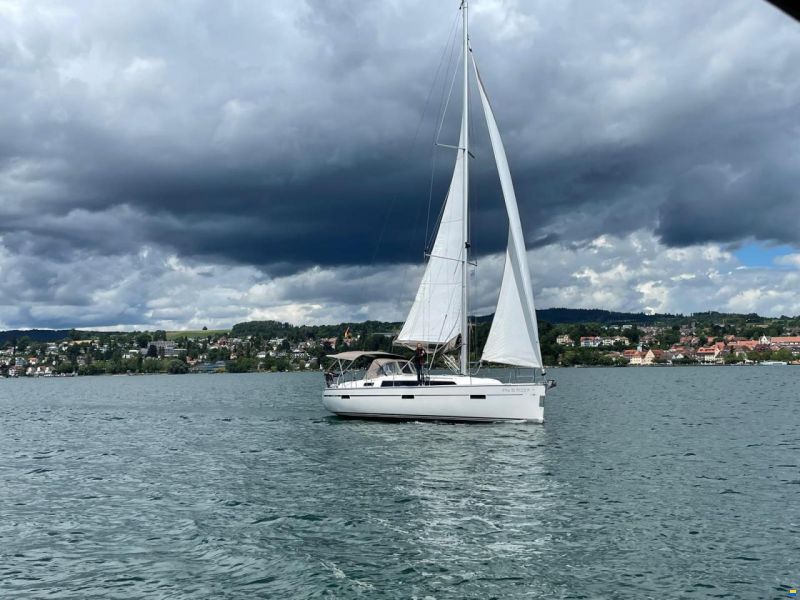 Bavaria 37 CRUISER