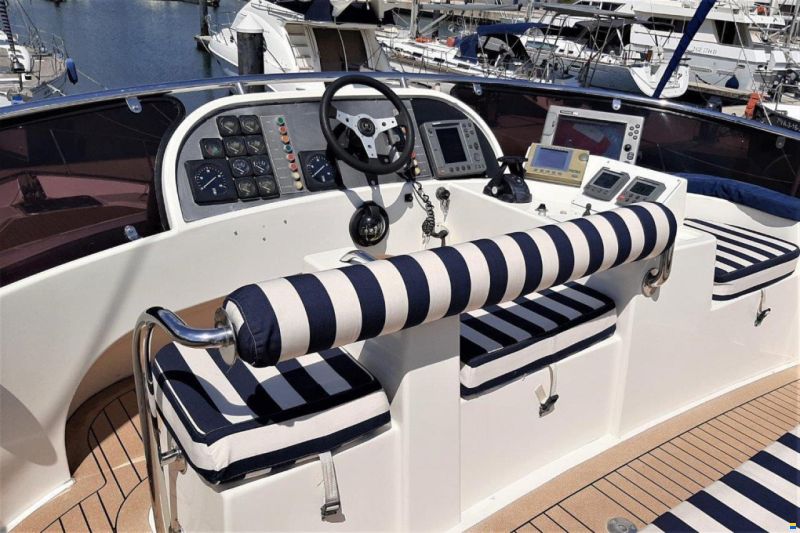 Premier Yachts Power 50