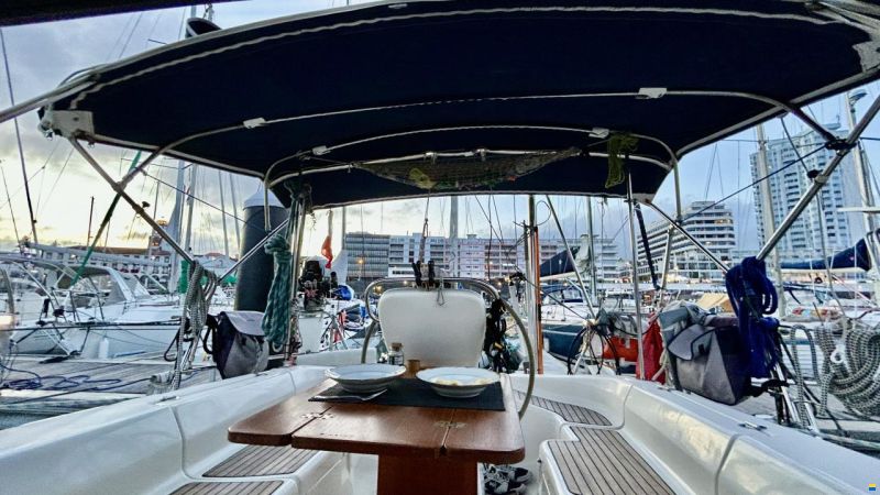 Bavaria 42